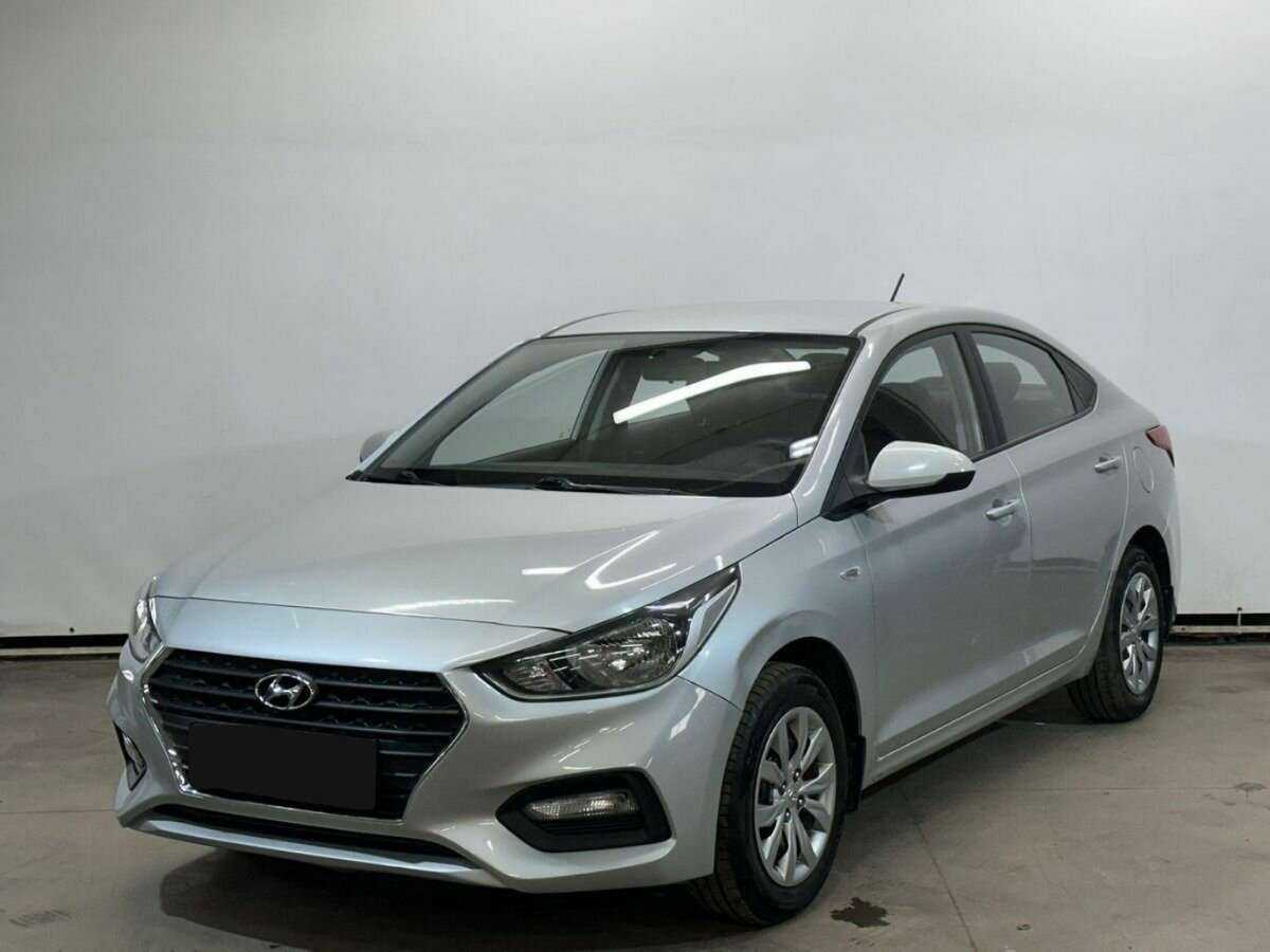 Купить Hyundai Solaris с пробегом. Фото: #0