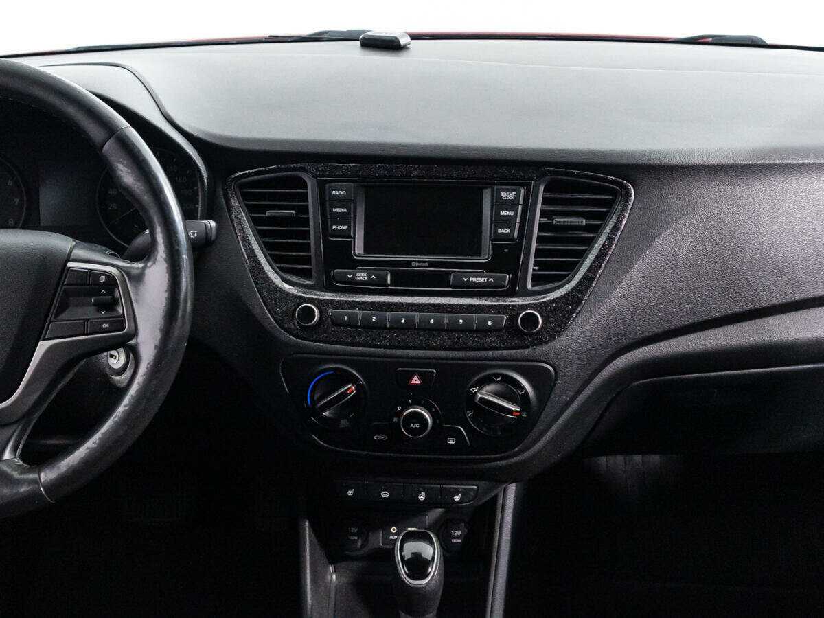 Купить Hyundai Solaris с пробегом. Фото: #13