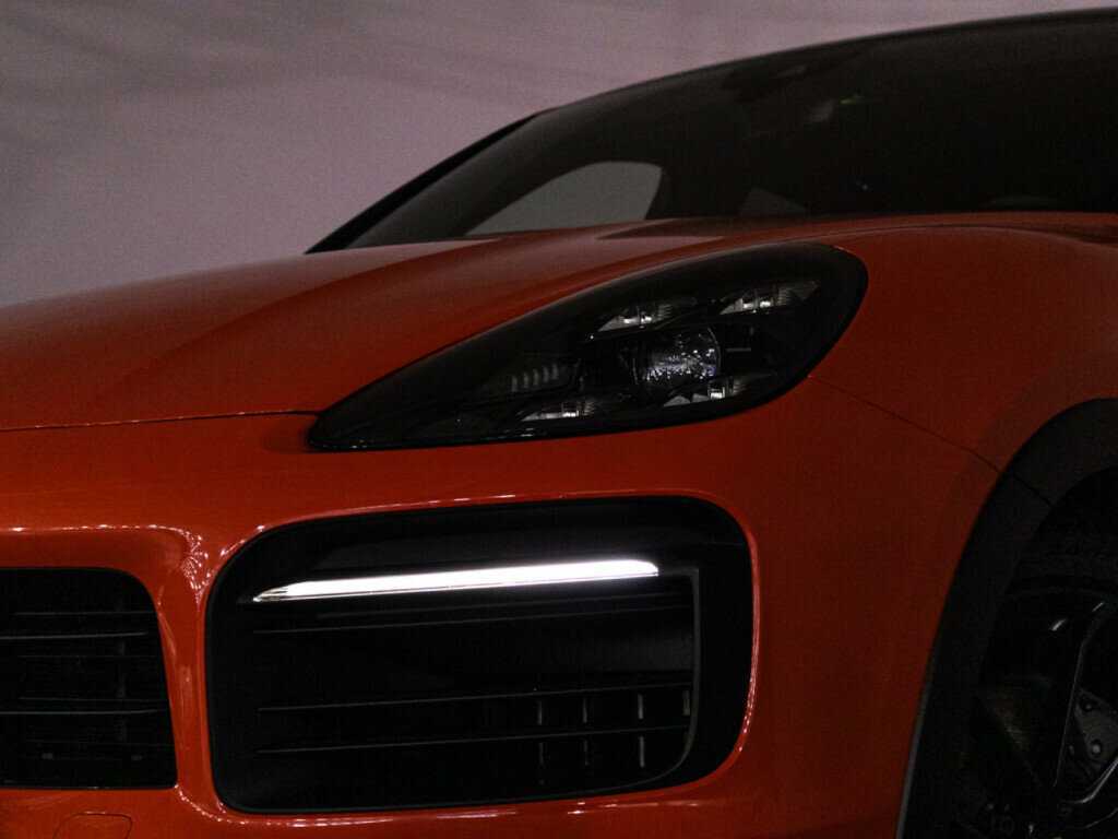 Купить Porsche Cayenne с пробегом. Фото: #27