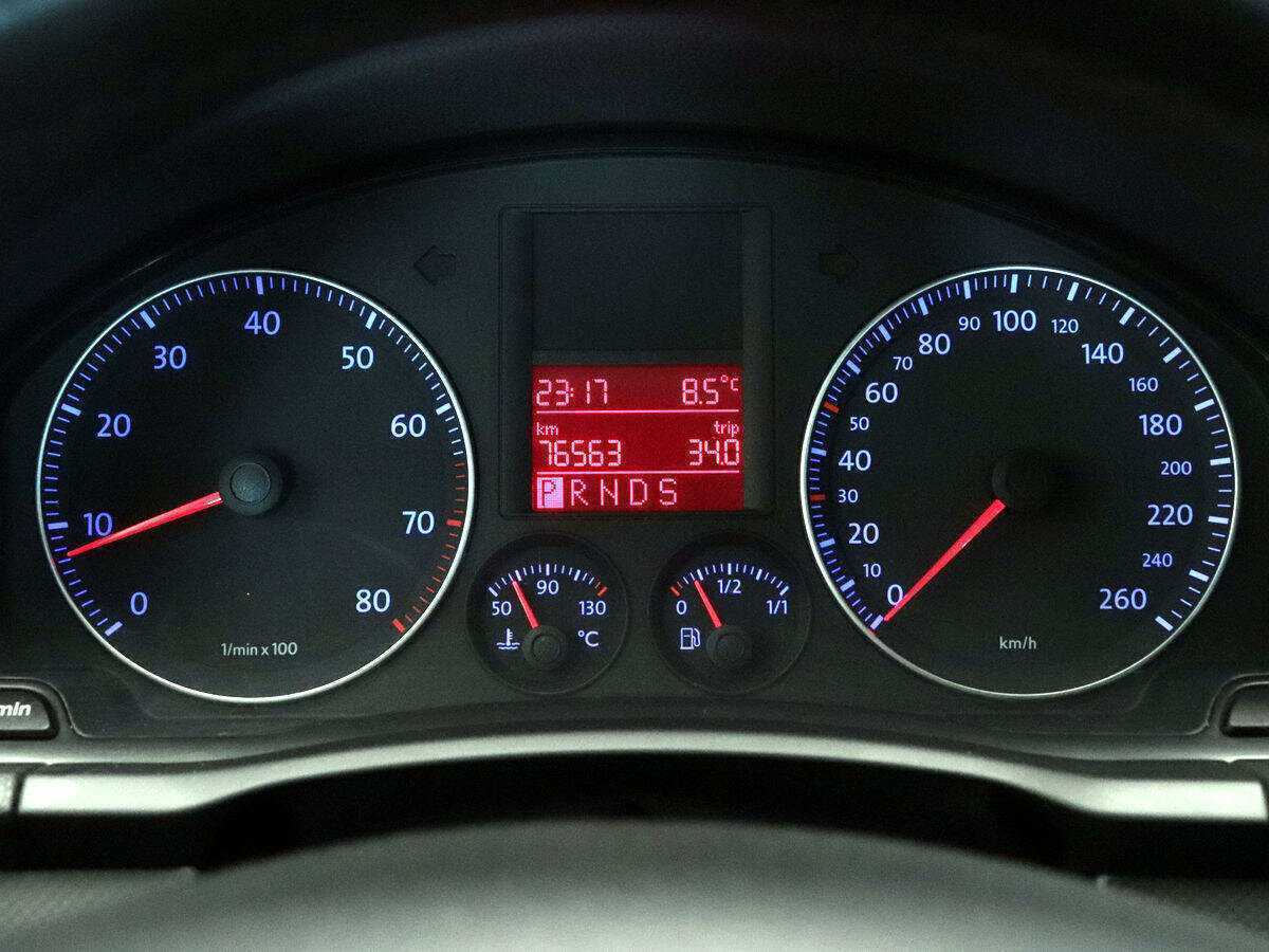 Купить Volkswagen Golf с пробегом. Фото: #14
