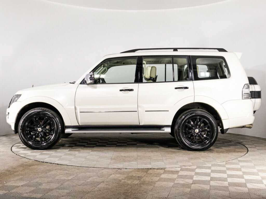 Купить Mitsubishi Pajero с пробегом. Фото: #7