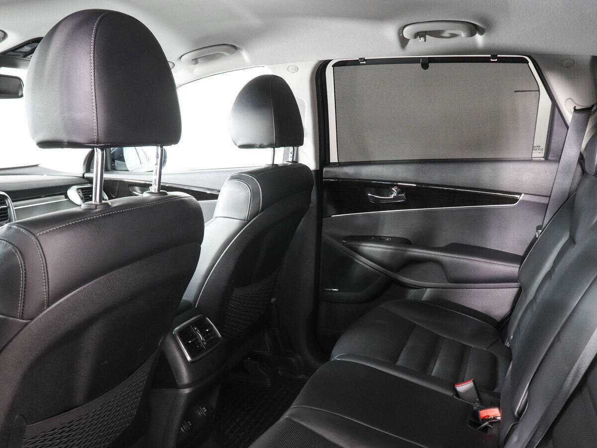 Купить Kia Sorento с пробегом. Фото: #11