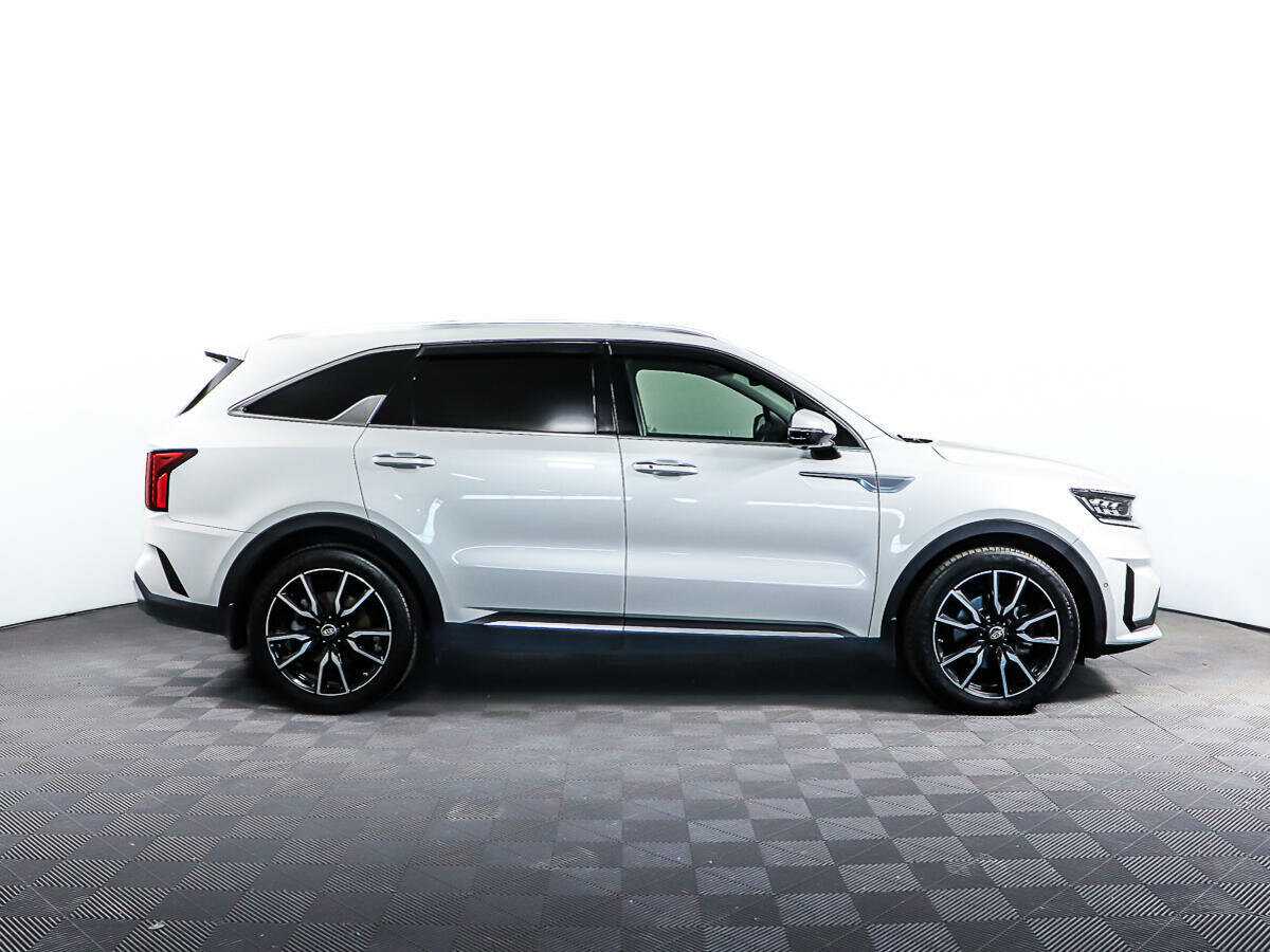 Купить Kia Sorento с пробегом. Фото: #3
