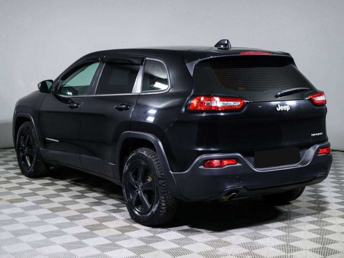 Купить Jeep Cherokee с пробегом. Фото: #4