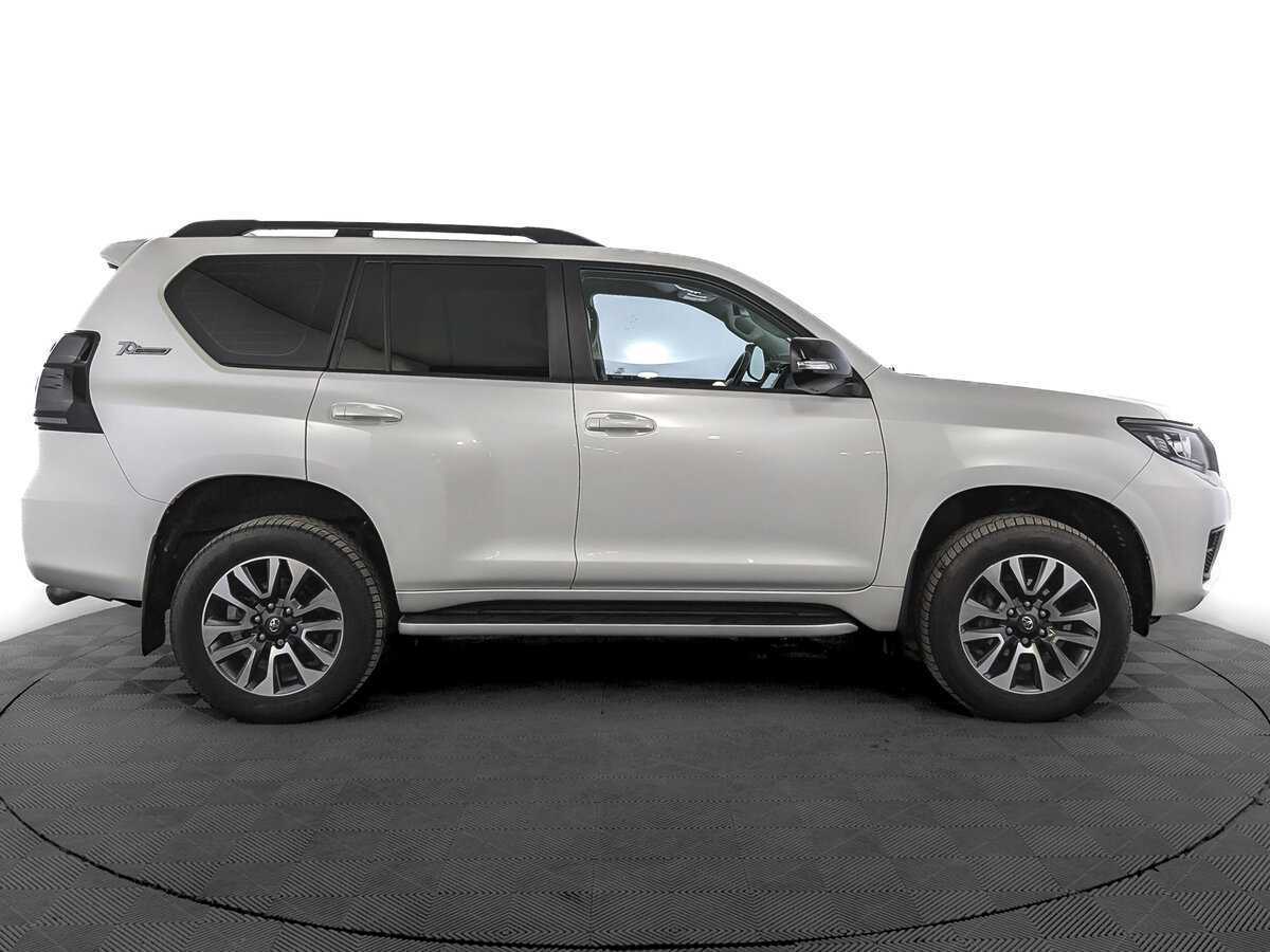 Купить Toyota Land Cruiser Prado с пробегом. Фото: #3