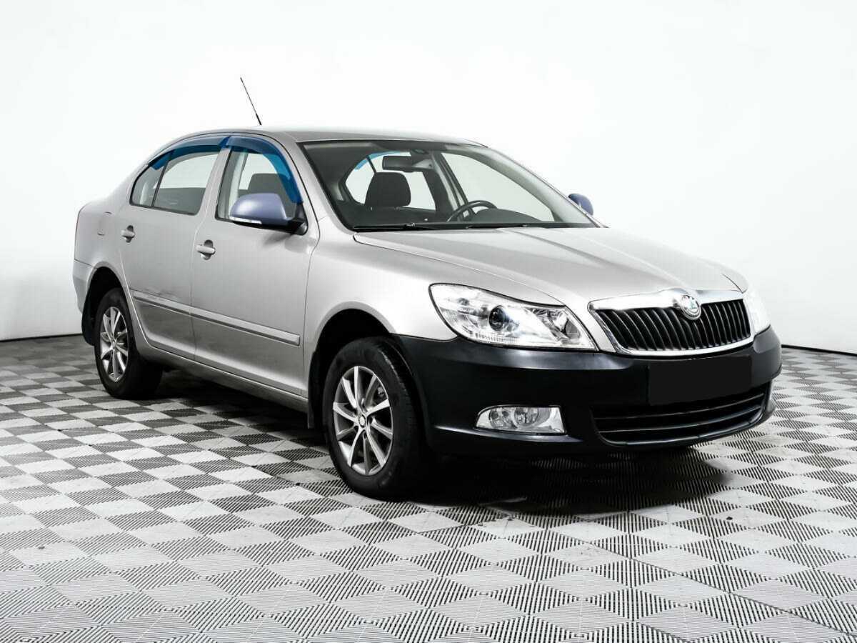 Купить Skoda Octavia с пробегом. Фото: #2