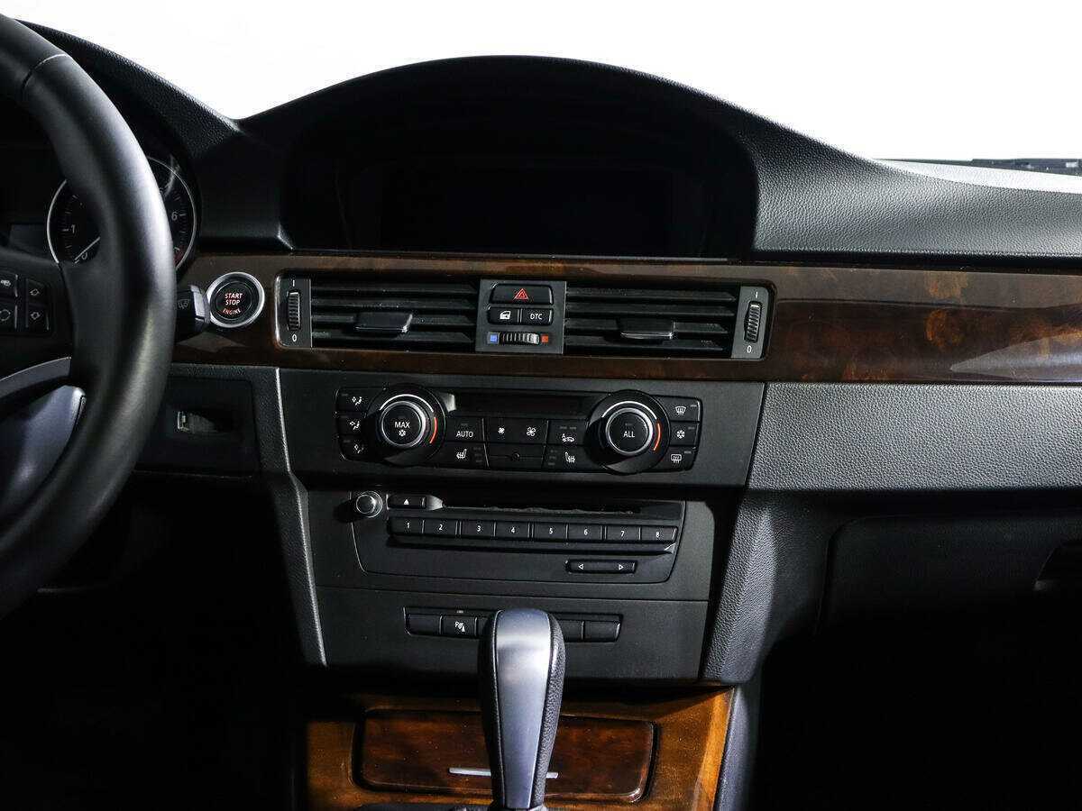 Купить BMW 3 серии с пробегом. Фото: #12