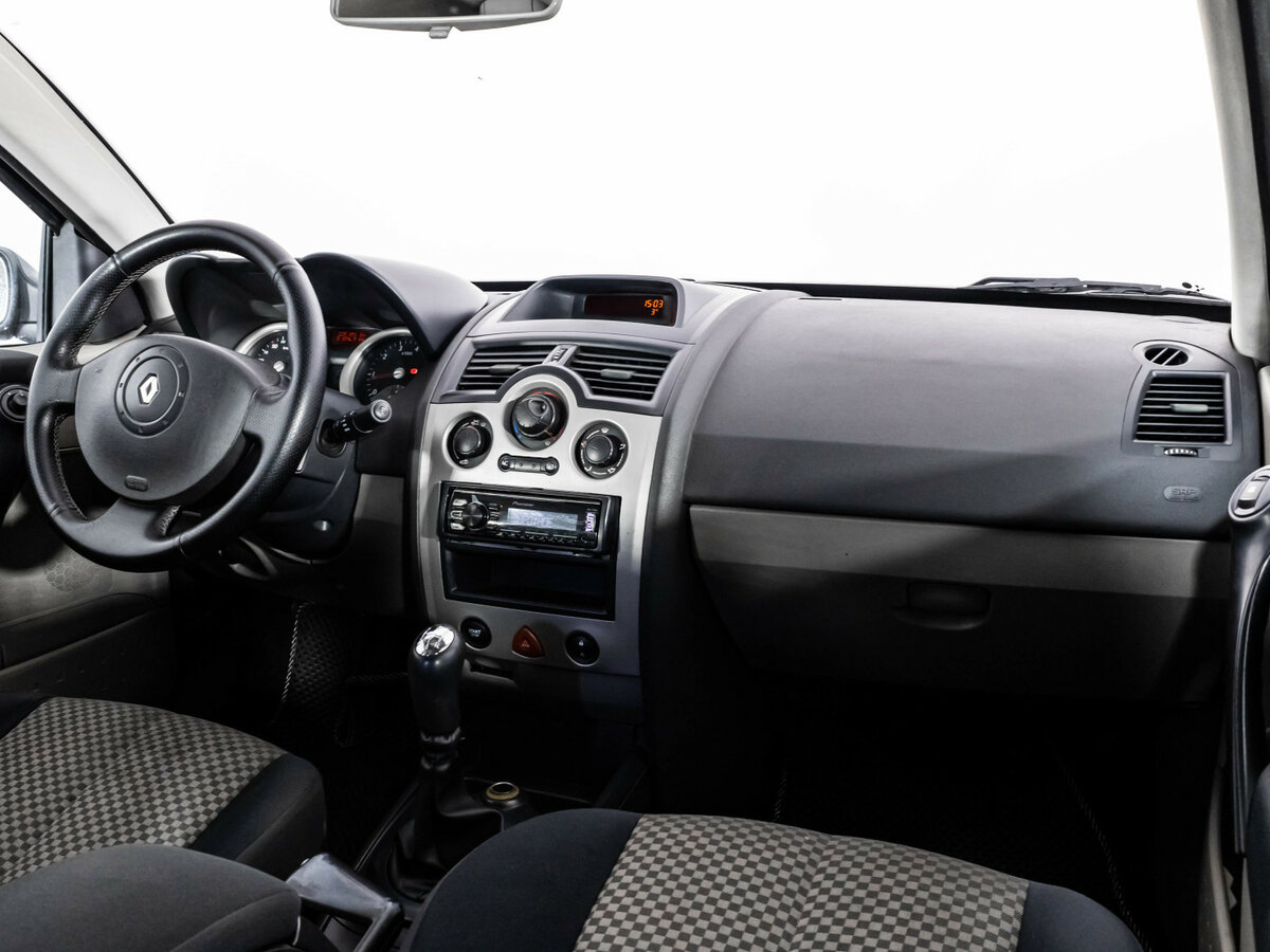 Купить Renault Megane с пробегом. Фото: #6