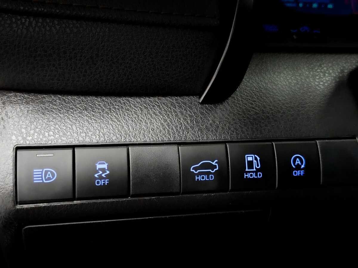 Купить Toyota Camry с пробегом. Фото: #29