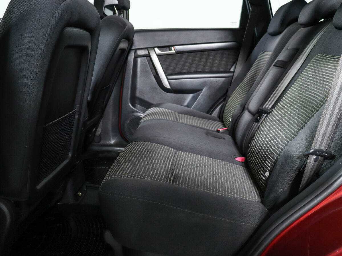 Купить Chevrolet Captiva с пробегом. Фото: #7