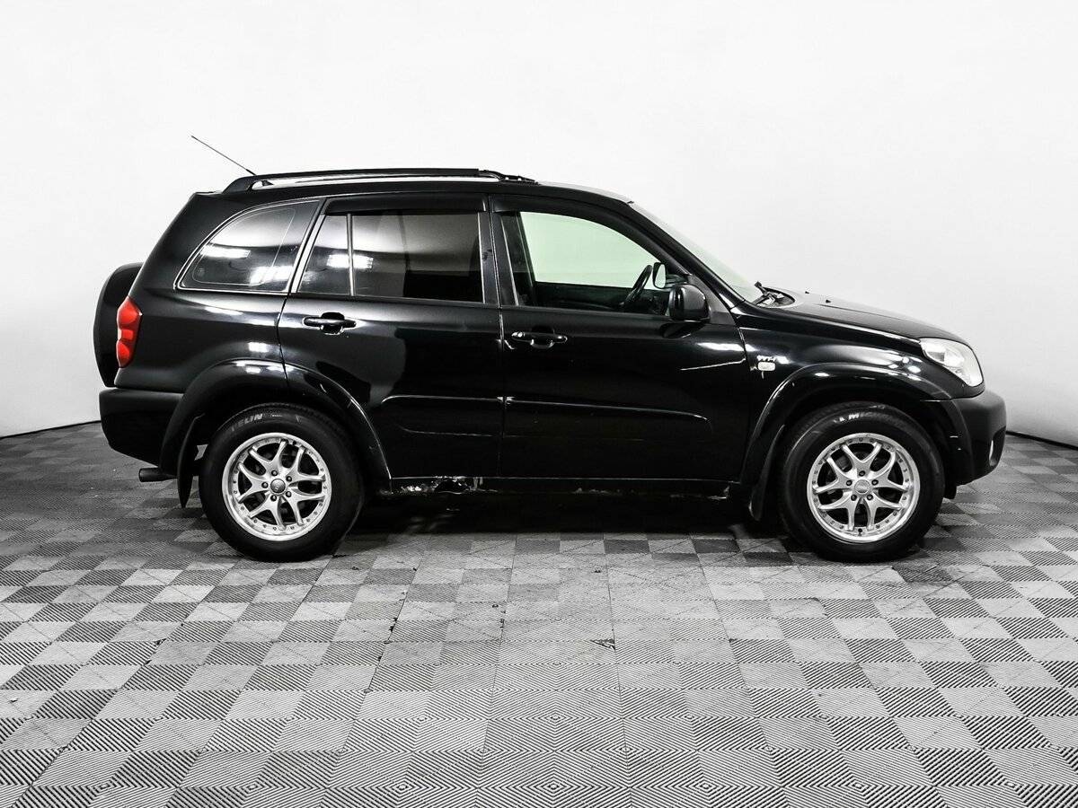 Купить Toyota RAV4 с пробегом. Фото: #3
