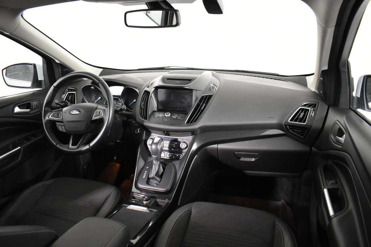 Купить Ford Kuga с пробегом. Фото: #10