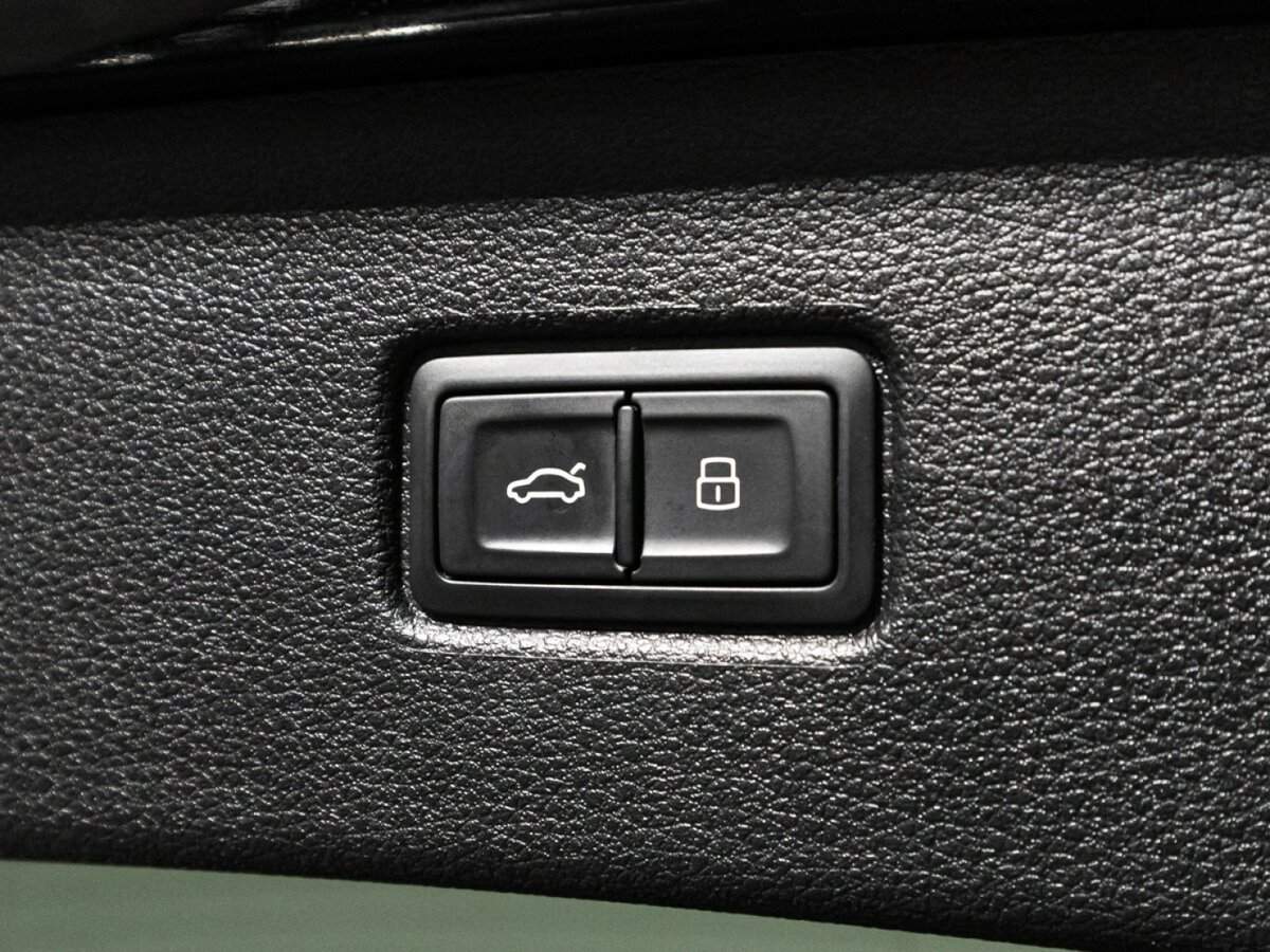 Купить Audi Q7 с пробегом. Фото: #33