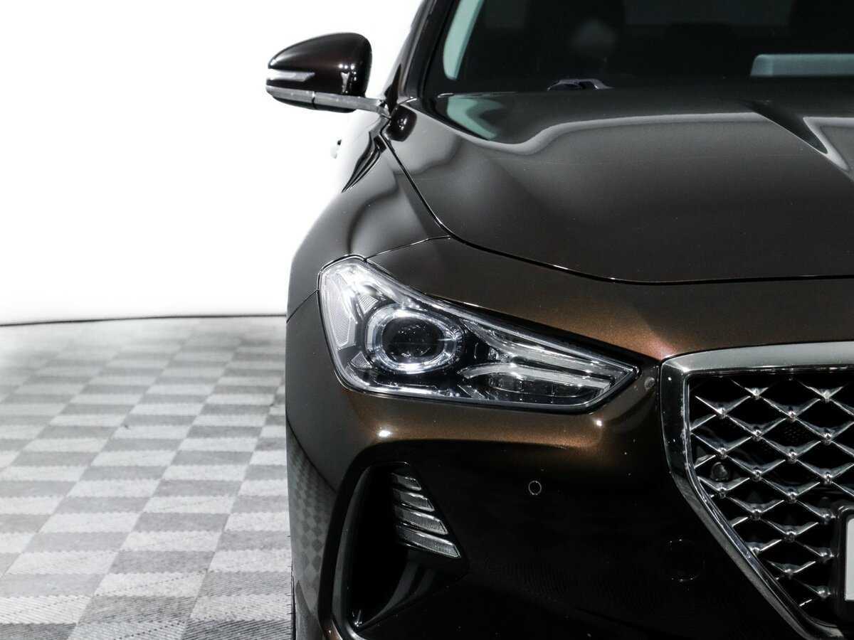 Купить Genesis G70 с пробегом. Фото: #14