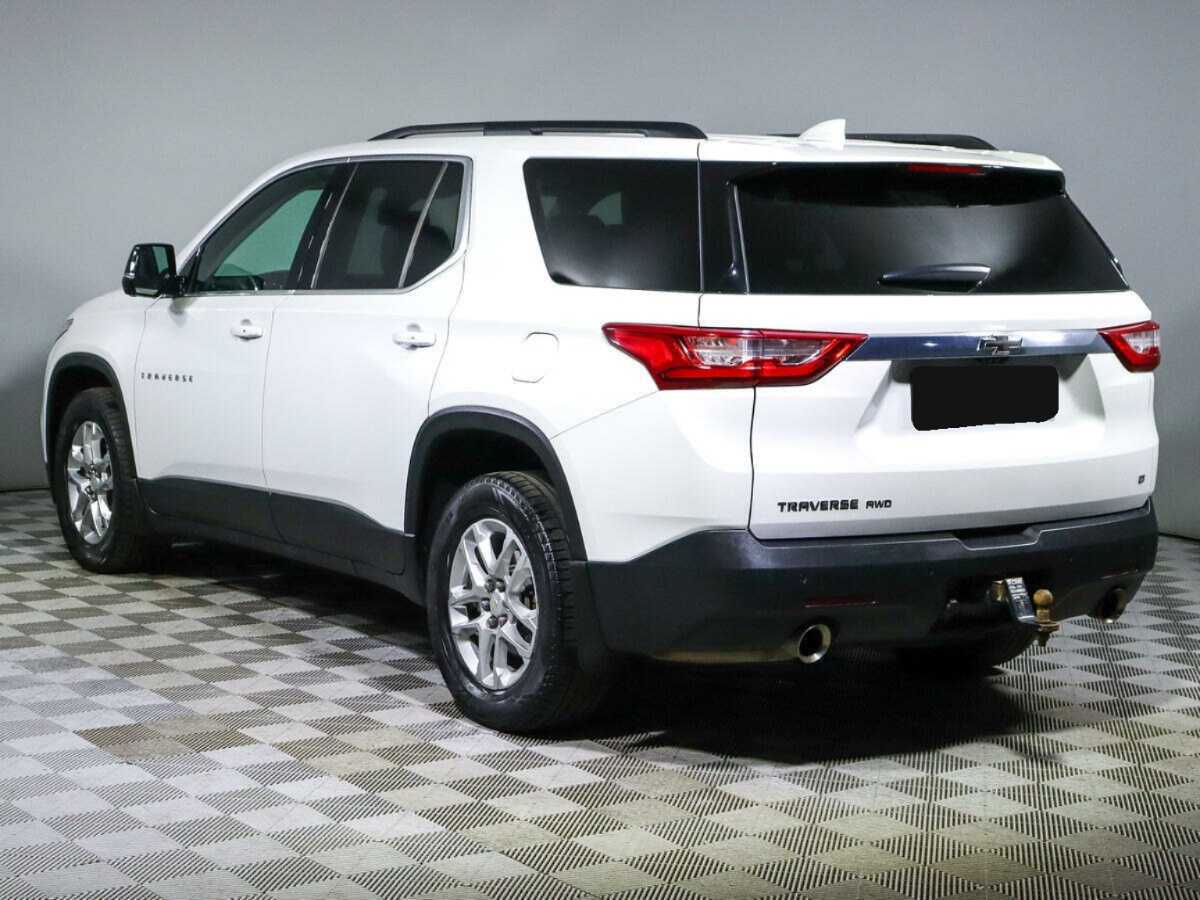 Купить Chevrolet Traverse с пробегом. Фото: #5