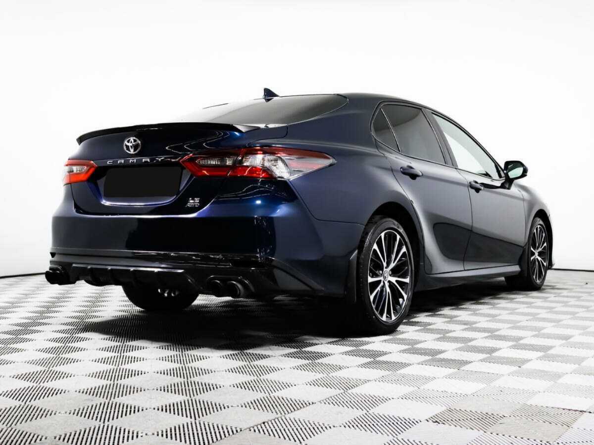 Купить Toyota Camry с пробегом. Фото: #4