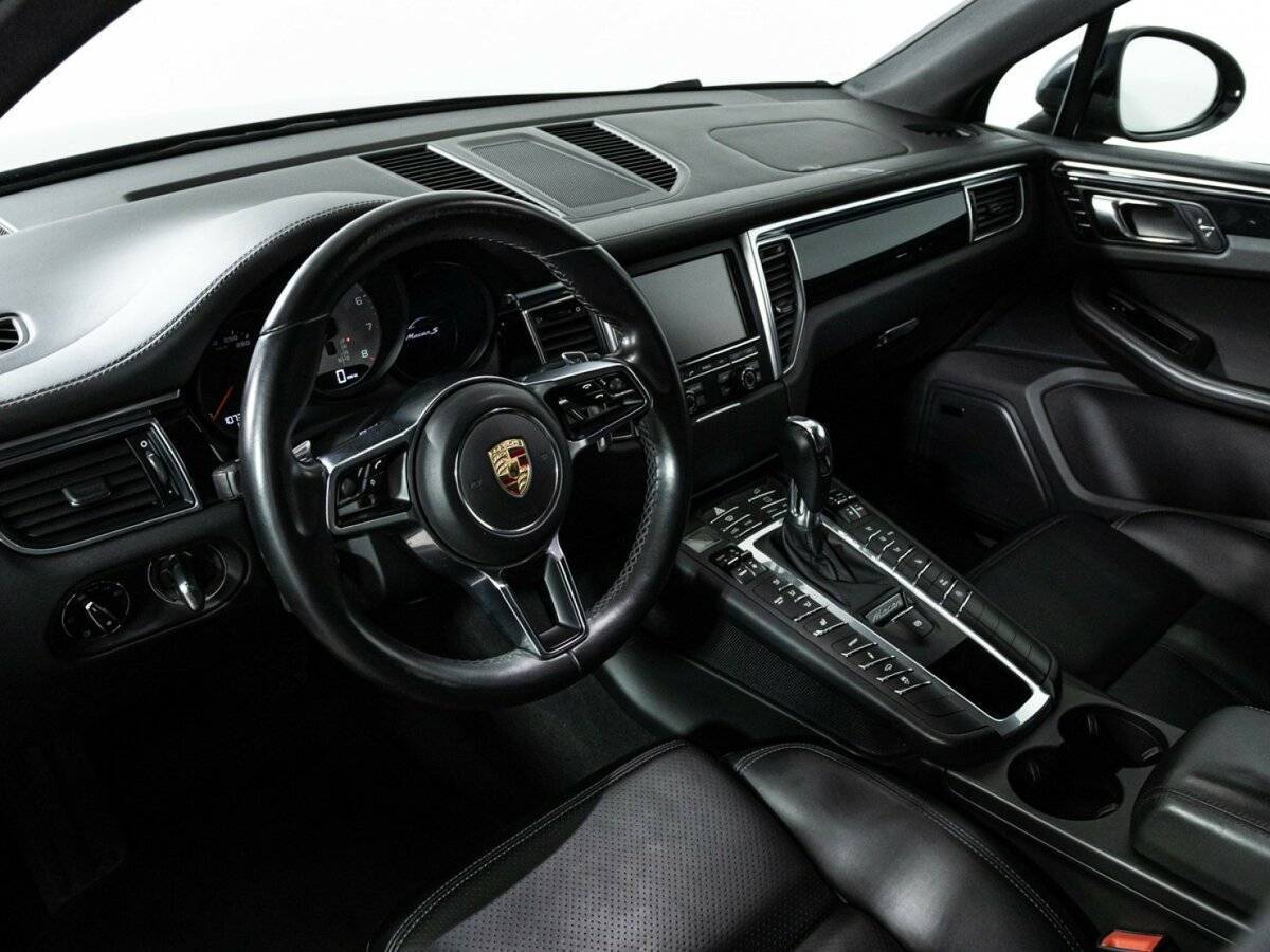 Купить Porsche Macan с пробегом. Фото: #10