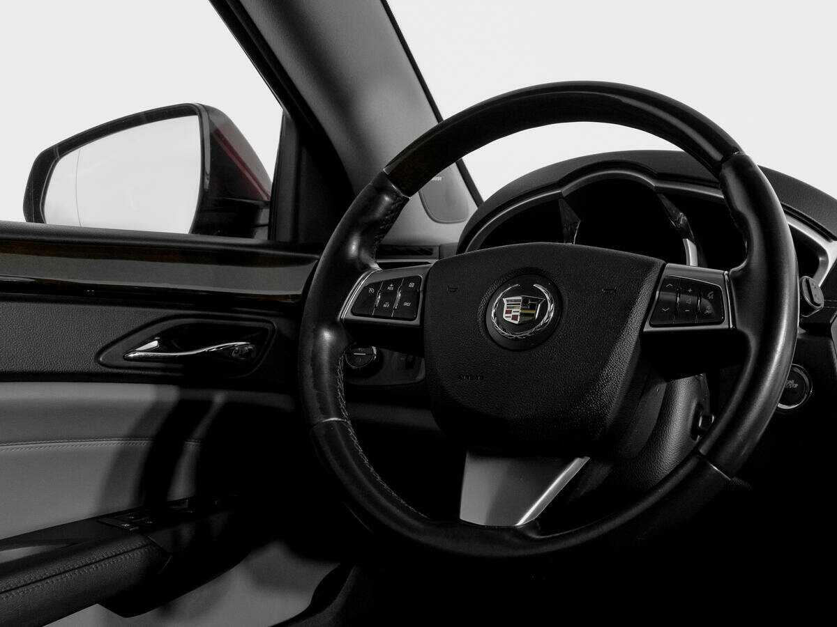 Купить Cadillac SRX с пробегом. Фото: #16