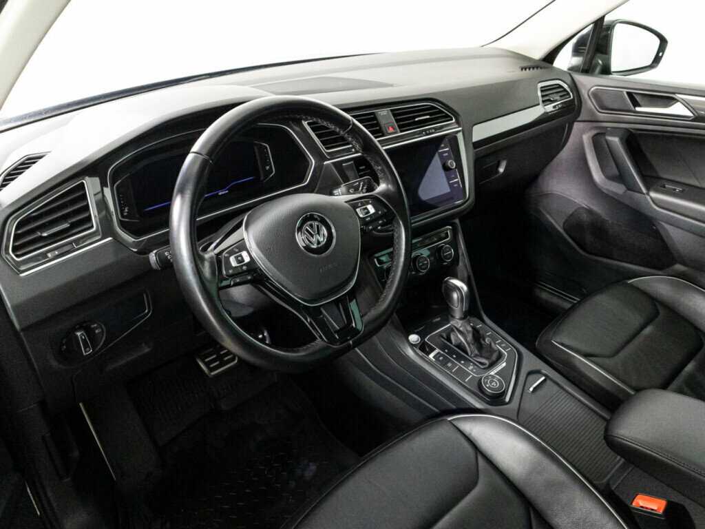 Купить Volkswagen Tiguan с пробегом. Фото: #10