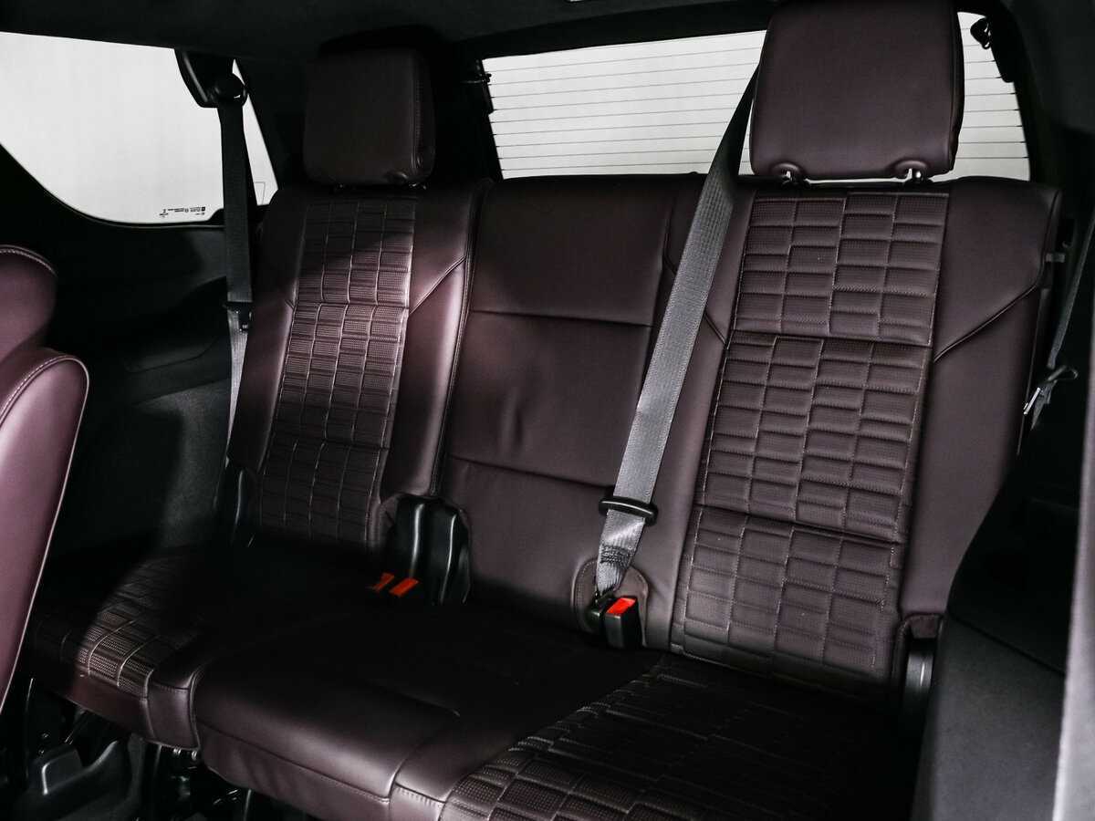 Купить Cadillac Escalade-V с пробегом. Фото: #14