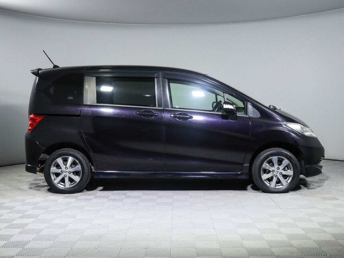 Купить Honda Freed с пробегом. Фото: #3