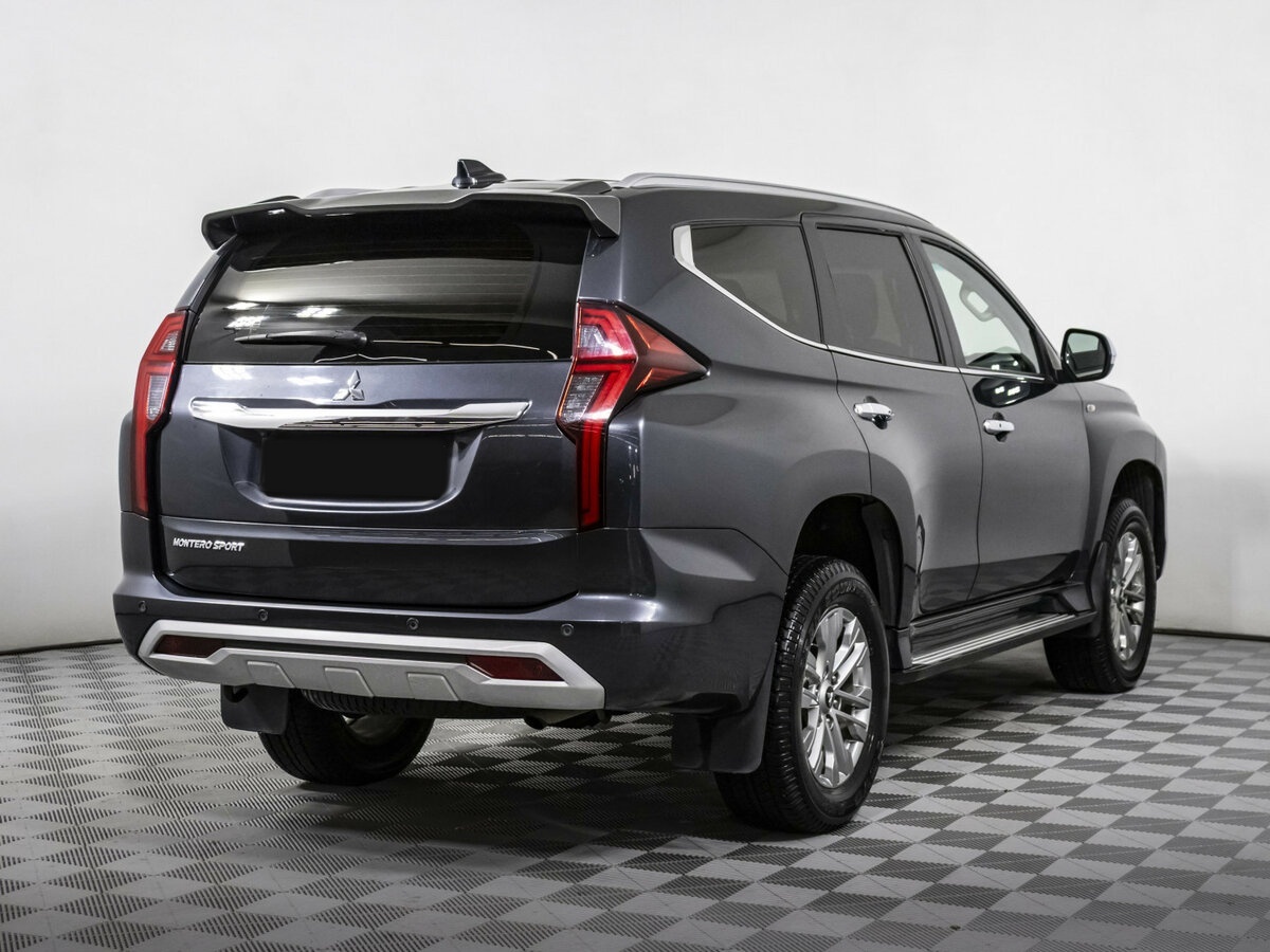 Купить Mitsubishi Montero Sport с пробегом. Фото: #3