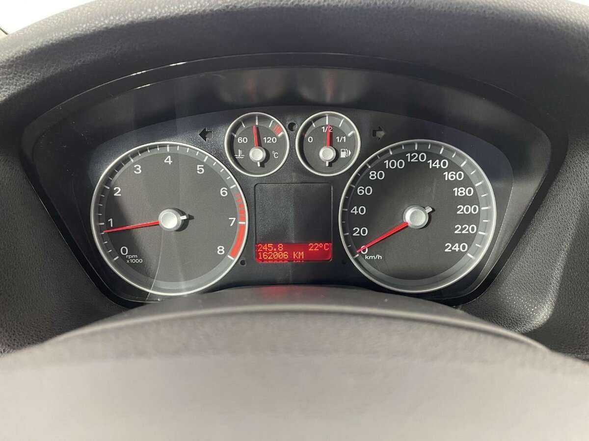 Купить Ford Focus с пробегом. Фото: #10