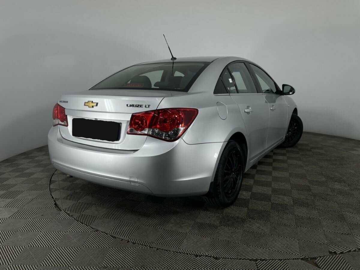 Купить Chevrolet Cruze с пробегом. Фото: #5