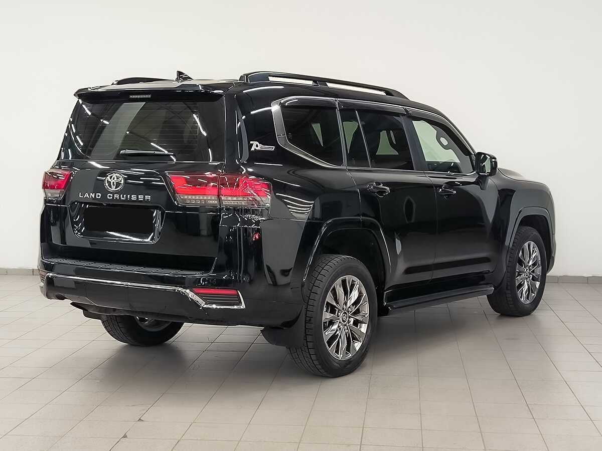 Купить Toyota Land Cruiser с пробегом. Фото: #4
