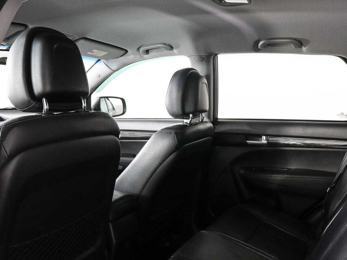 Купить Kia Sorento с пробегом. Фото: #11