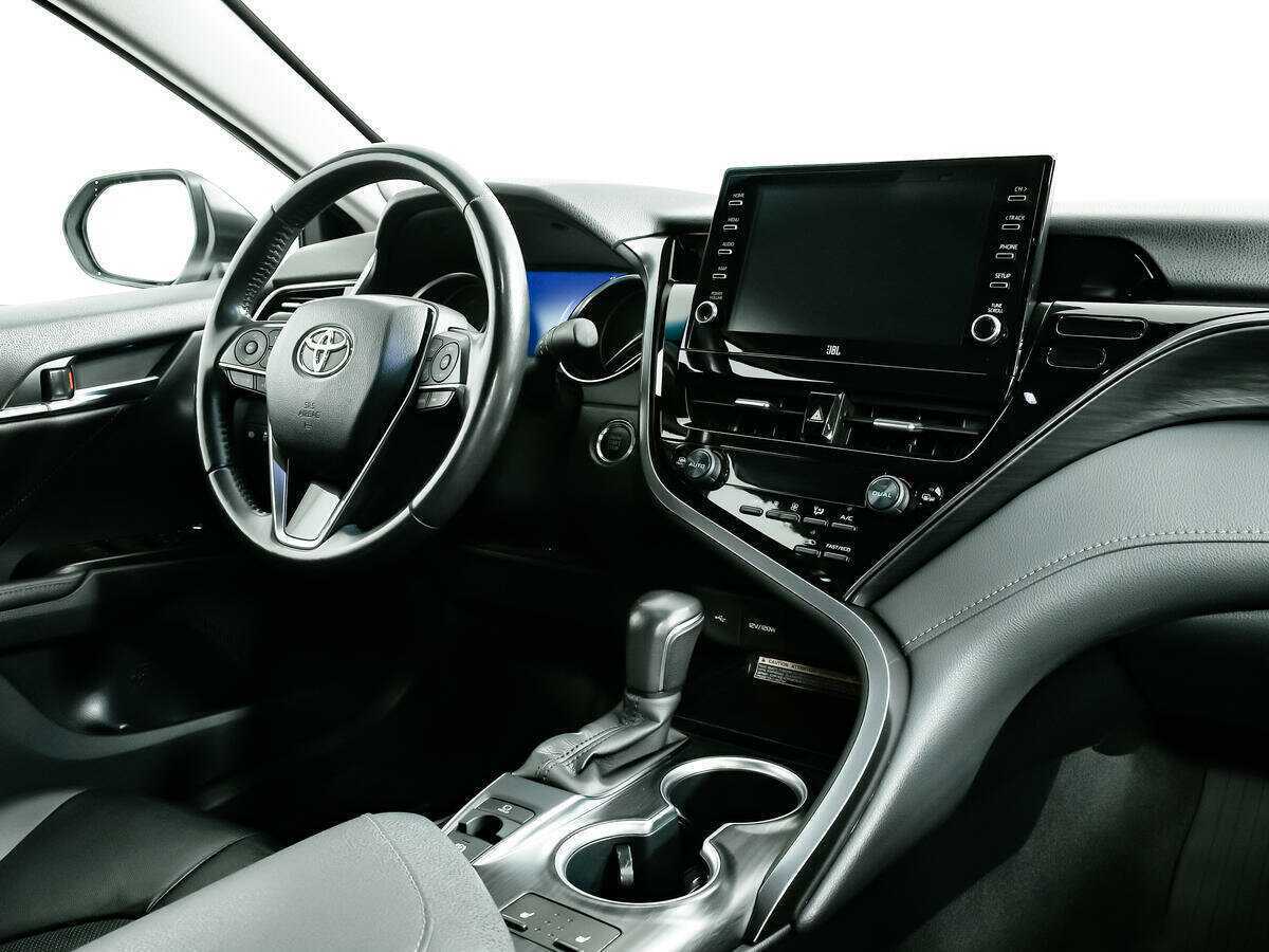 Купить Toyota Camry с пробегом. Фото: #8