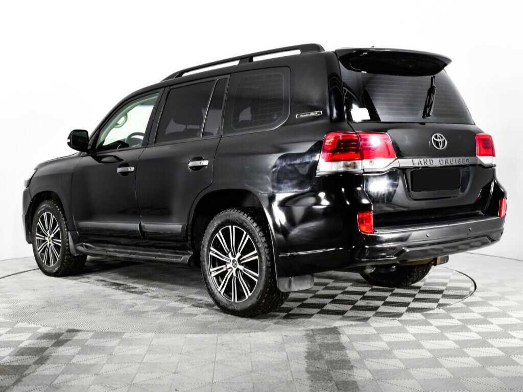 Купить Toyota Land Cruiser с пробегом. Фото: #6
