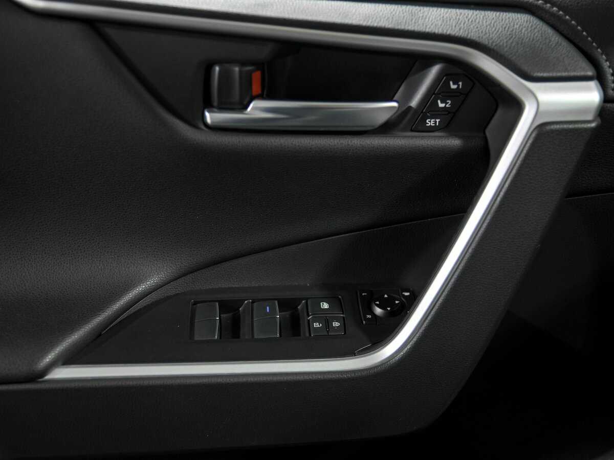 Купить Toyota RAV4 с пробегом. Фото: #14