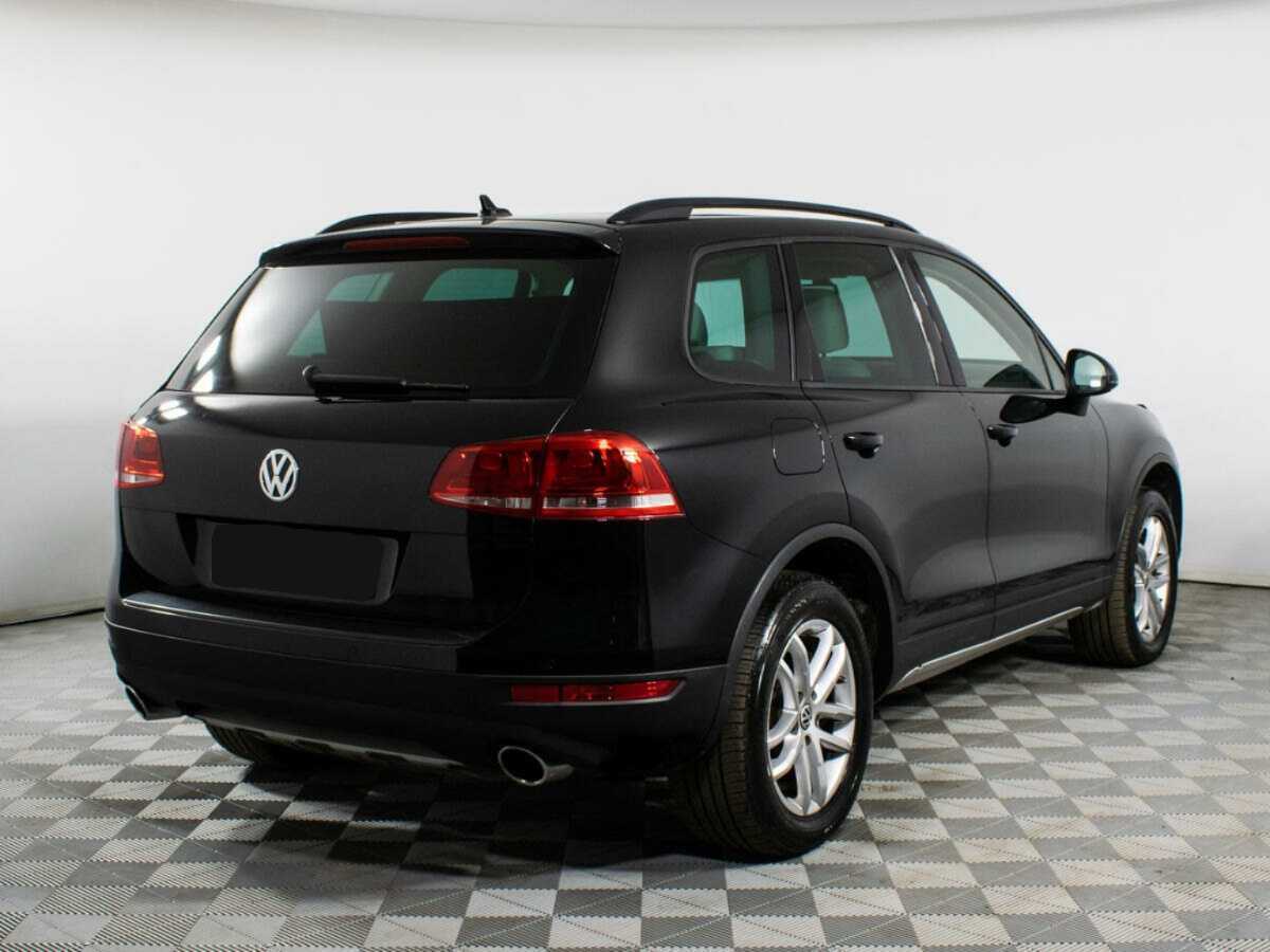 Купить Volkswagen Touareg с пробегом. Фото: #3