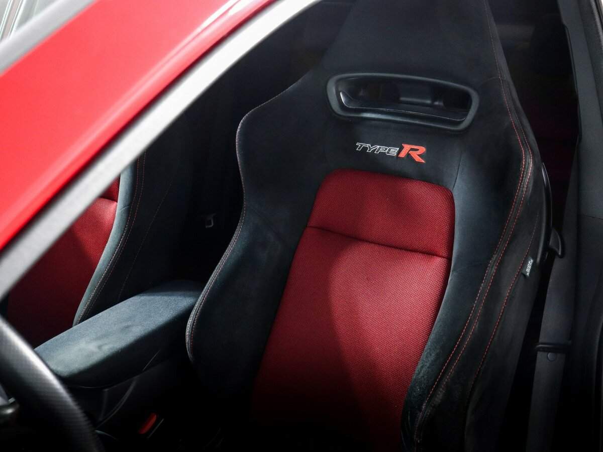 Купить Honda Civic Type R с пробегом. Фото: #16