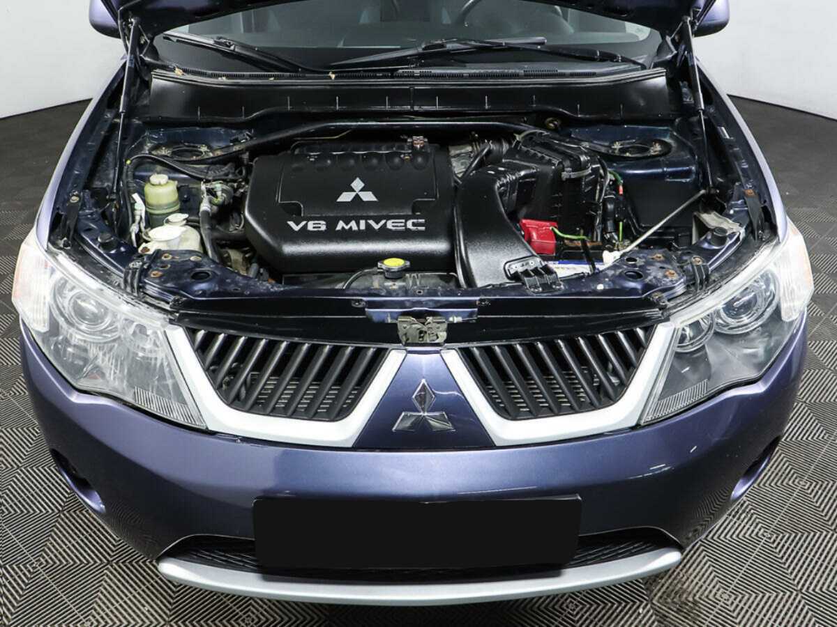 Купить Mitsubishi Outlander с пробегом. Фото: #8