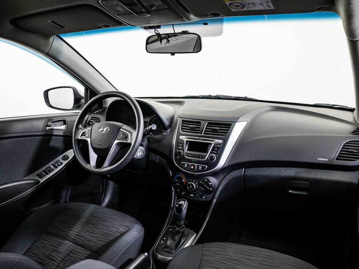 Купить Hyundai Solaris с пробегом. Фото: #8