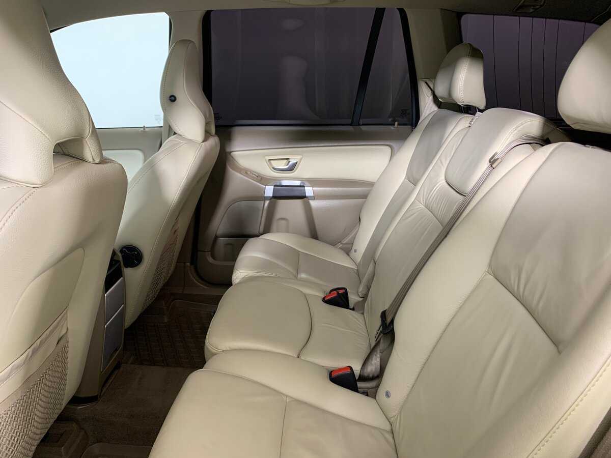 Купить Volvo XC90 с пробегом. Фото: #18