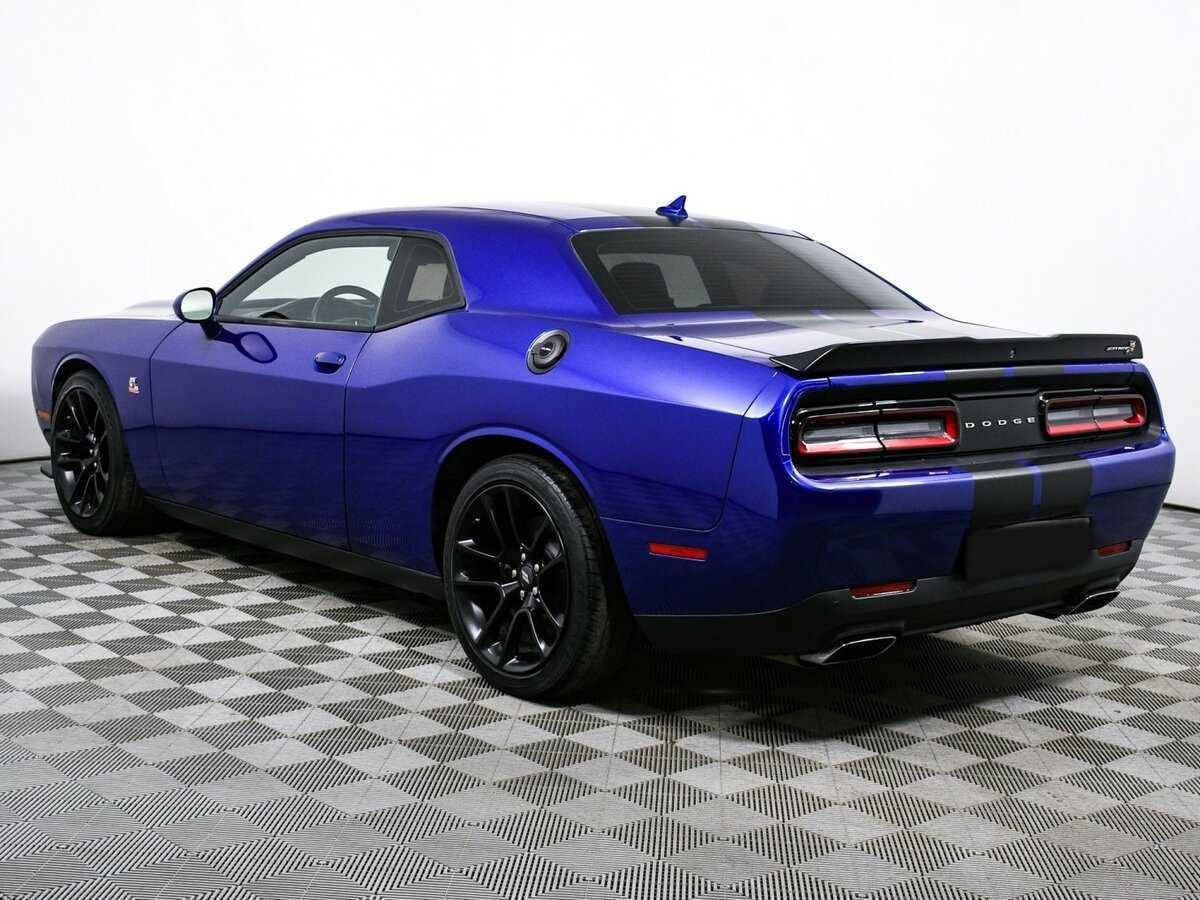 Купить Dodge Challenger с пробегом. Фото: #6