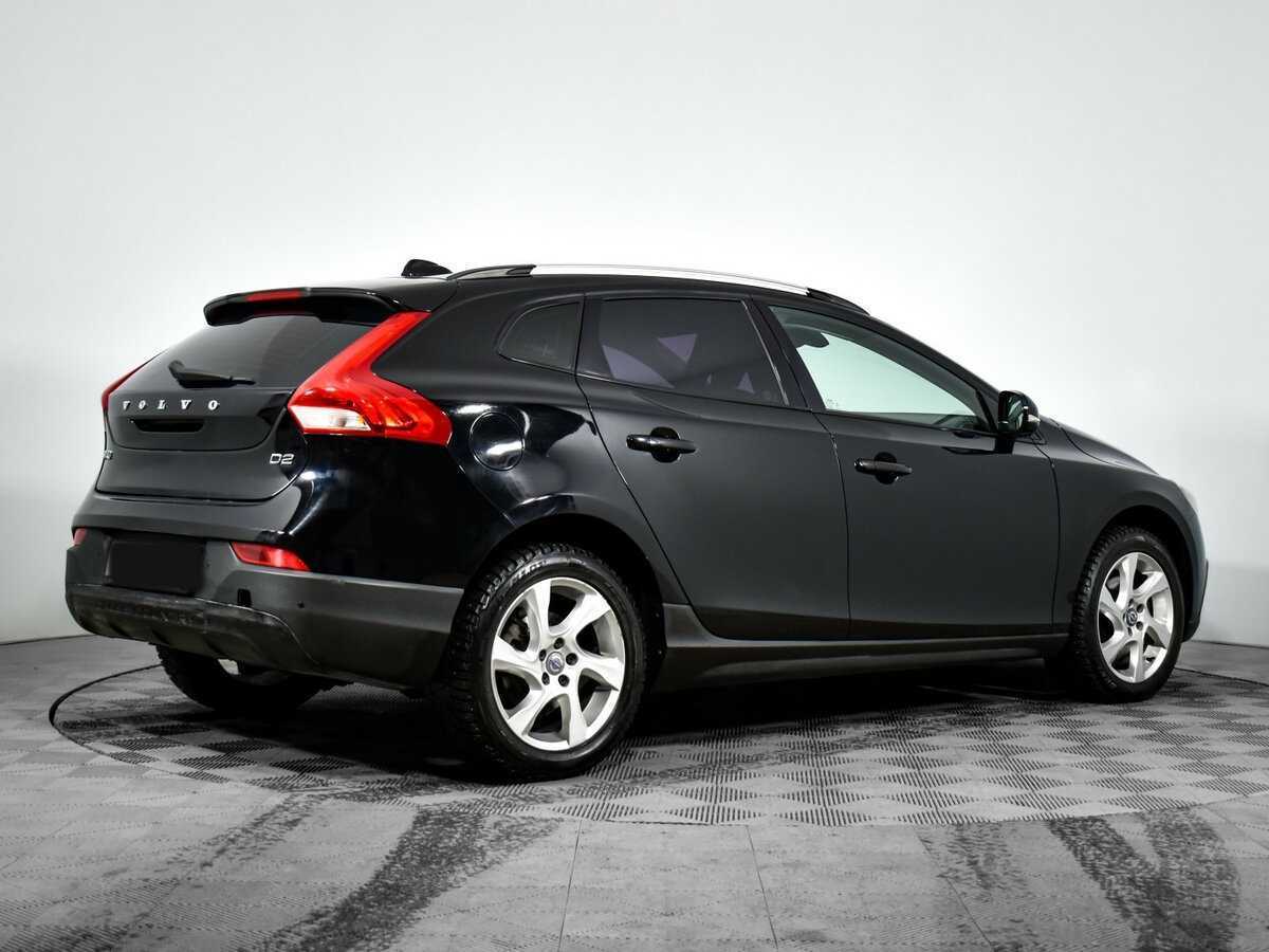 Купить Volvo V40 с пробегом. Фото: #4