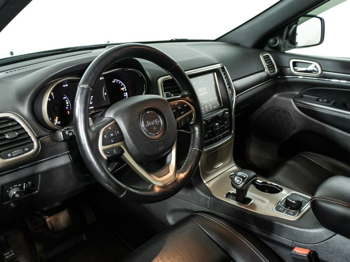 Купить Jeep Grand Cherokee с пробегом. Фото: #10