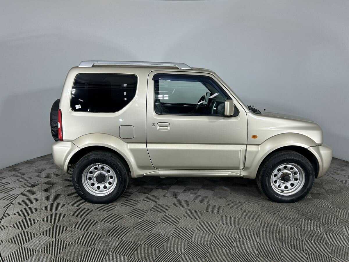 Купить Suzuki Jimny с пробегом. Фото: #3
