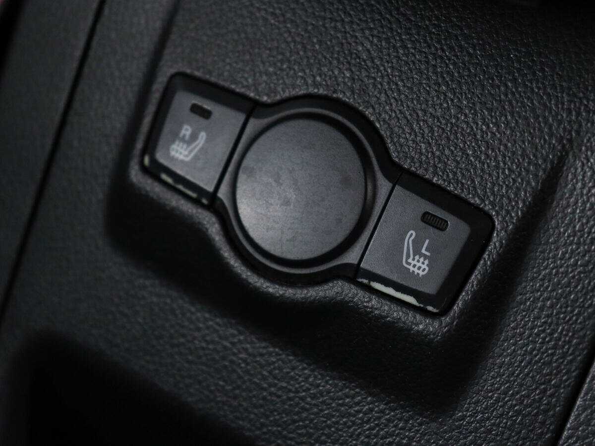 Купить Chevrolet Captiva с пробегом. Фото: #14