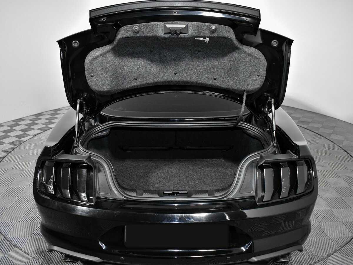 Купить Ford Mustang с пробегом. Фото: #19
