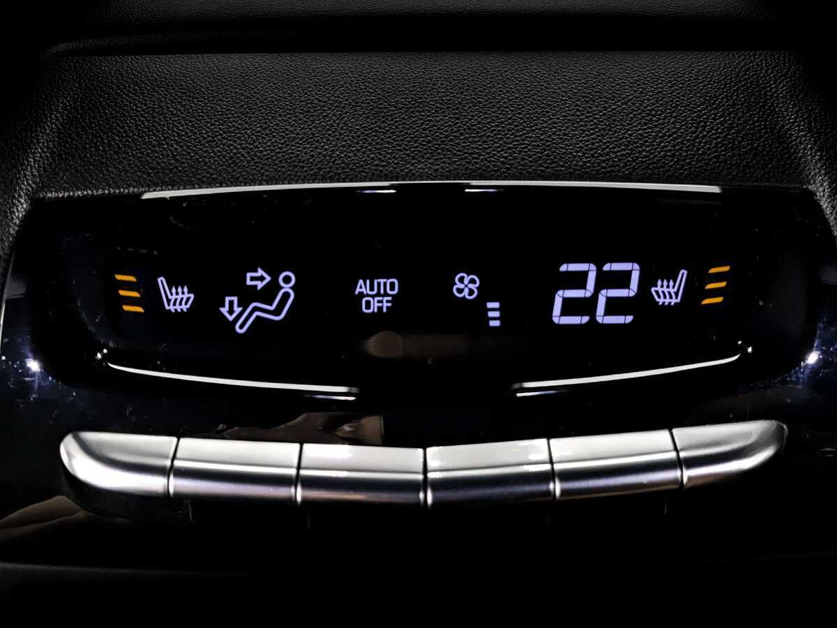 Купить Cadillac XT5 с пробегом. Фото: #28