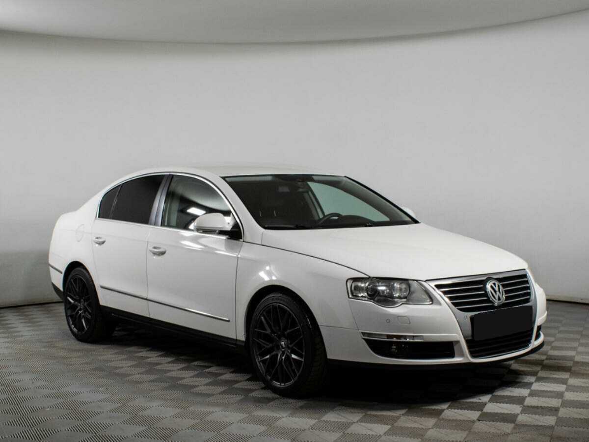 Купить Volkswagen Passat с пробегом. Фото: #2