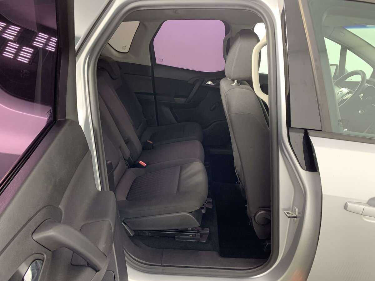 Купить Opel Meriva с пробегом. Фото: #17