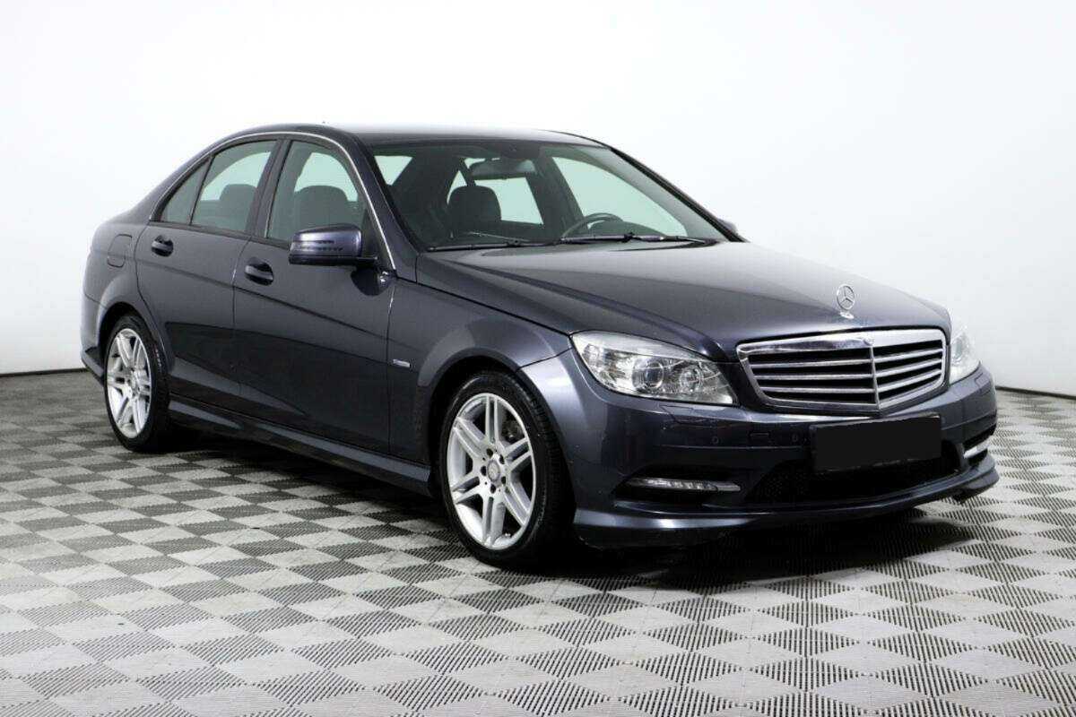Купить Mercedes-Benz C-Класс с пробегом. Фото: #2