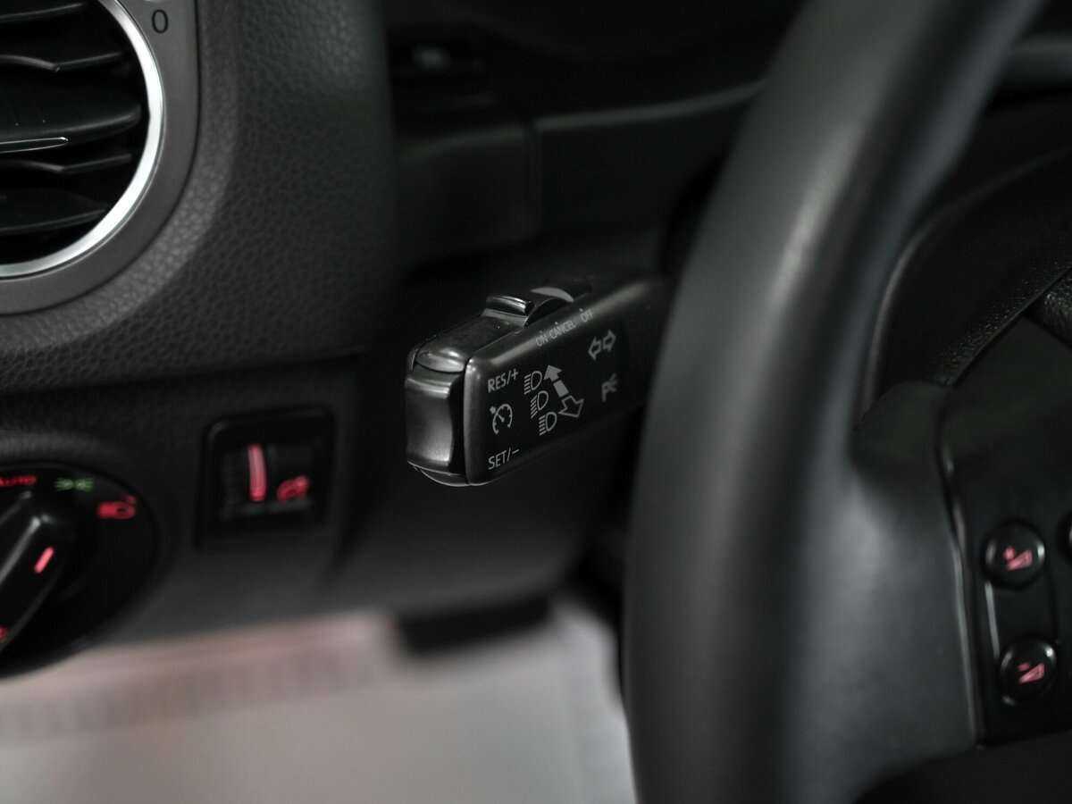 Купить Volkswagen Tiguan с пробегом. Фото: #9