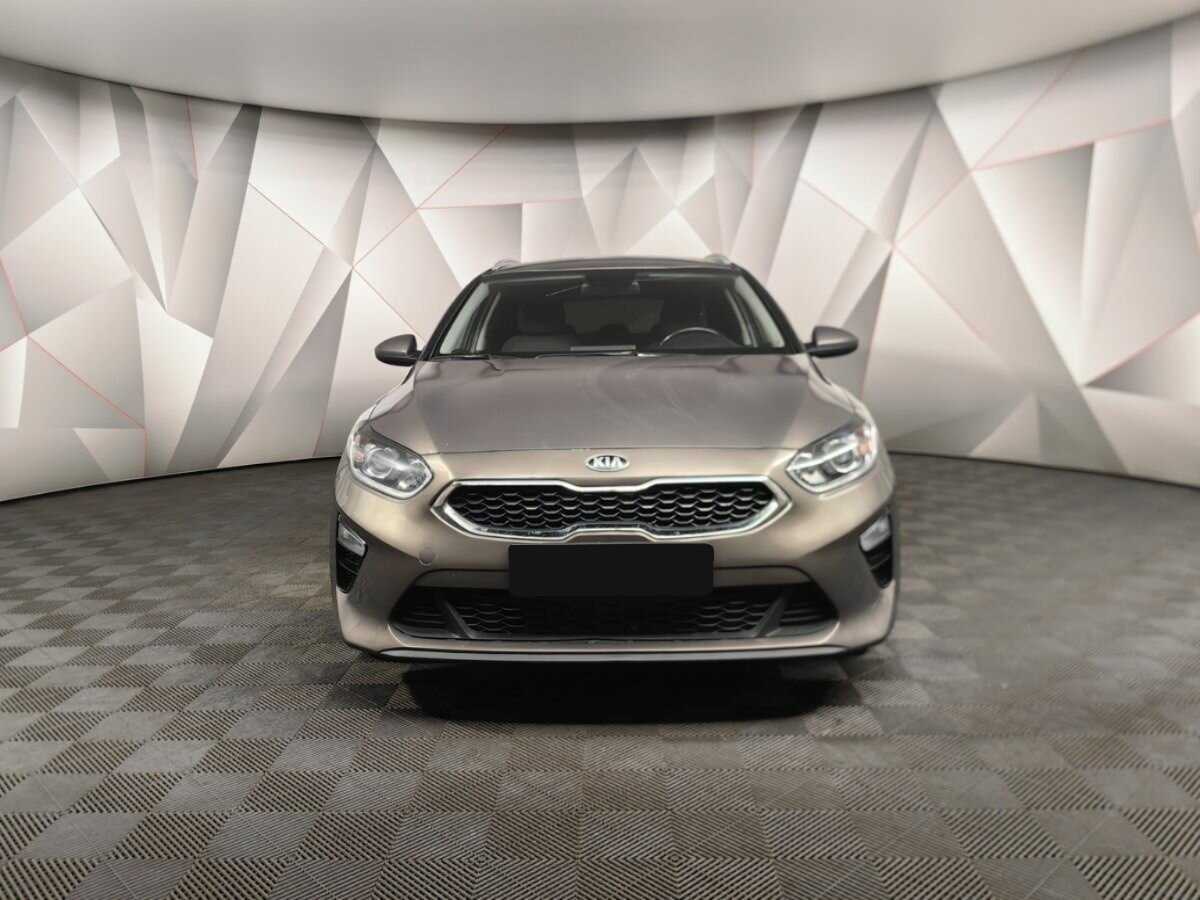 Купить Kia Ceed с пробегом. Фото: #6